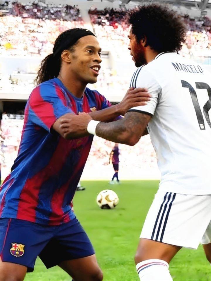 📌搞笑一幕！巴萨皇马传奇赛爆发“冲突”：小罗愤怒推倒马塞洛>>网页链接 搞笑一