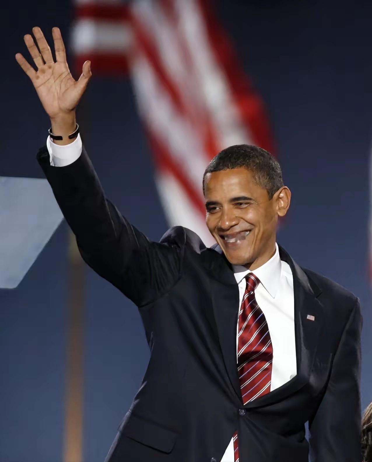 奥巴马、克林顿、拜登，这三位前总统恐怕做梦也没想到，他们联手的一记“道德重拳”，