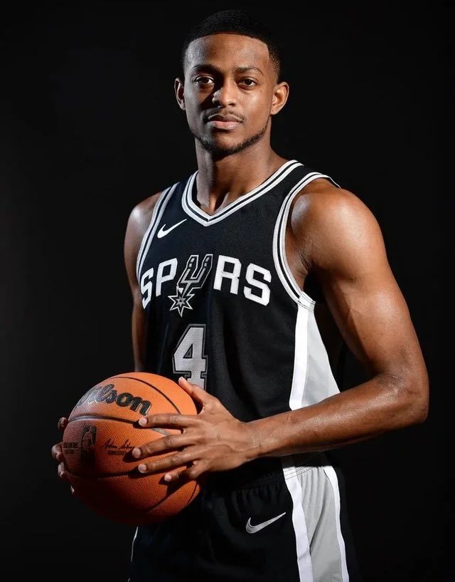 德阿隆·福克斯谈国王队：“我没什么好说的。事情就是这样……总觉得别人的日子更好过