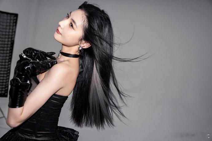 赵粤 性感女战士 
