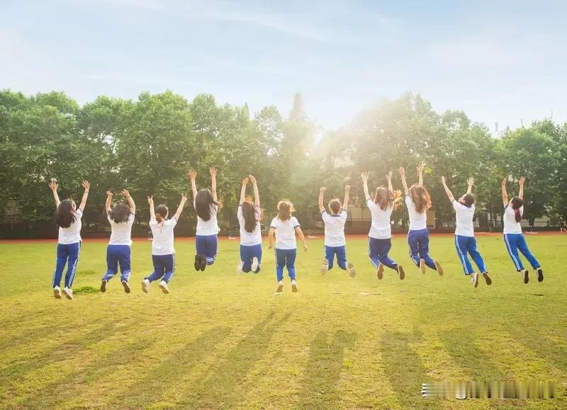 很多学生学不进去或者根本不想学，这是让家长和老师头疼的事儿。其实孩子厌学分“学不