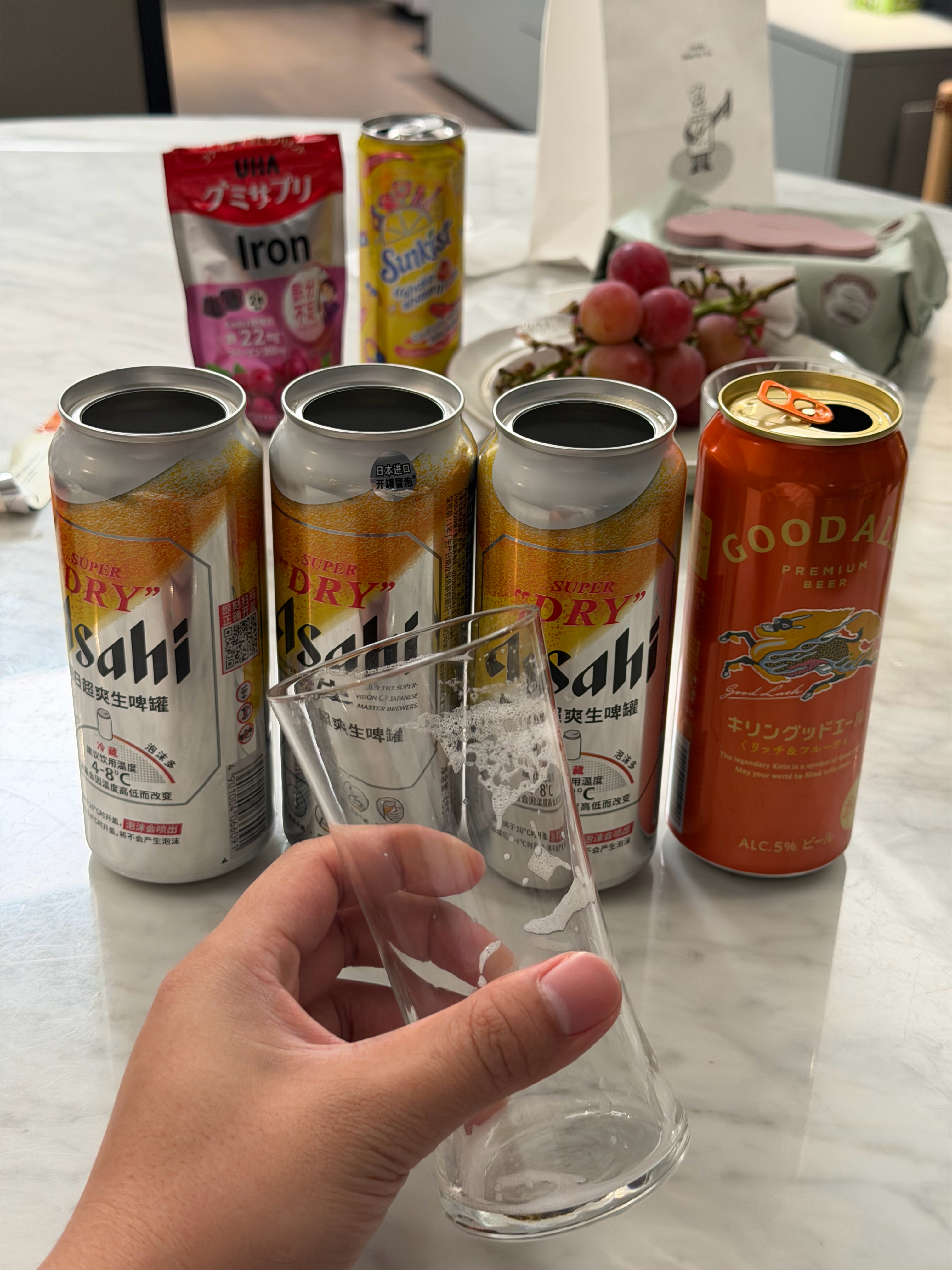 不喝不喝又喝了，这几个人非要我视频喝了一小时