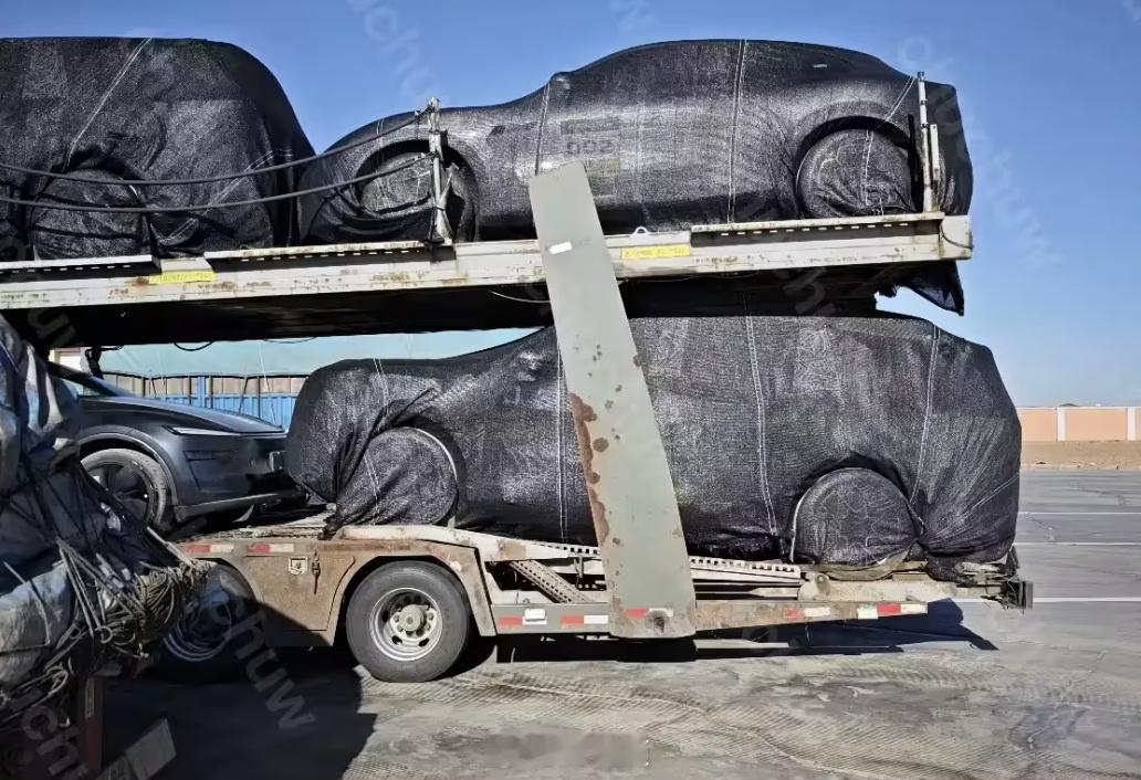 蔚理小鹏，四家各有长短，蔚来没有MPV；小鹏去年主打小车、轿车；理想和小米正好互