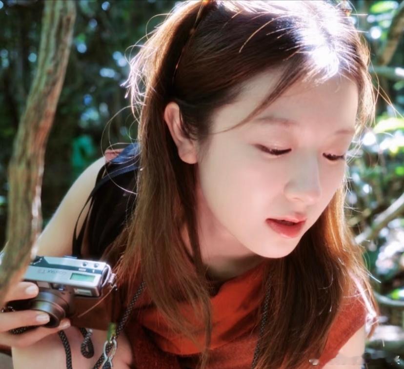 李兰迪｜自由明媚充满生命力 