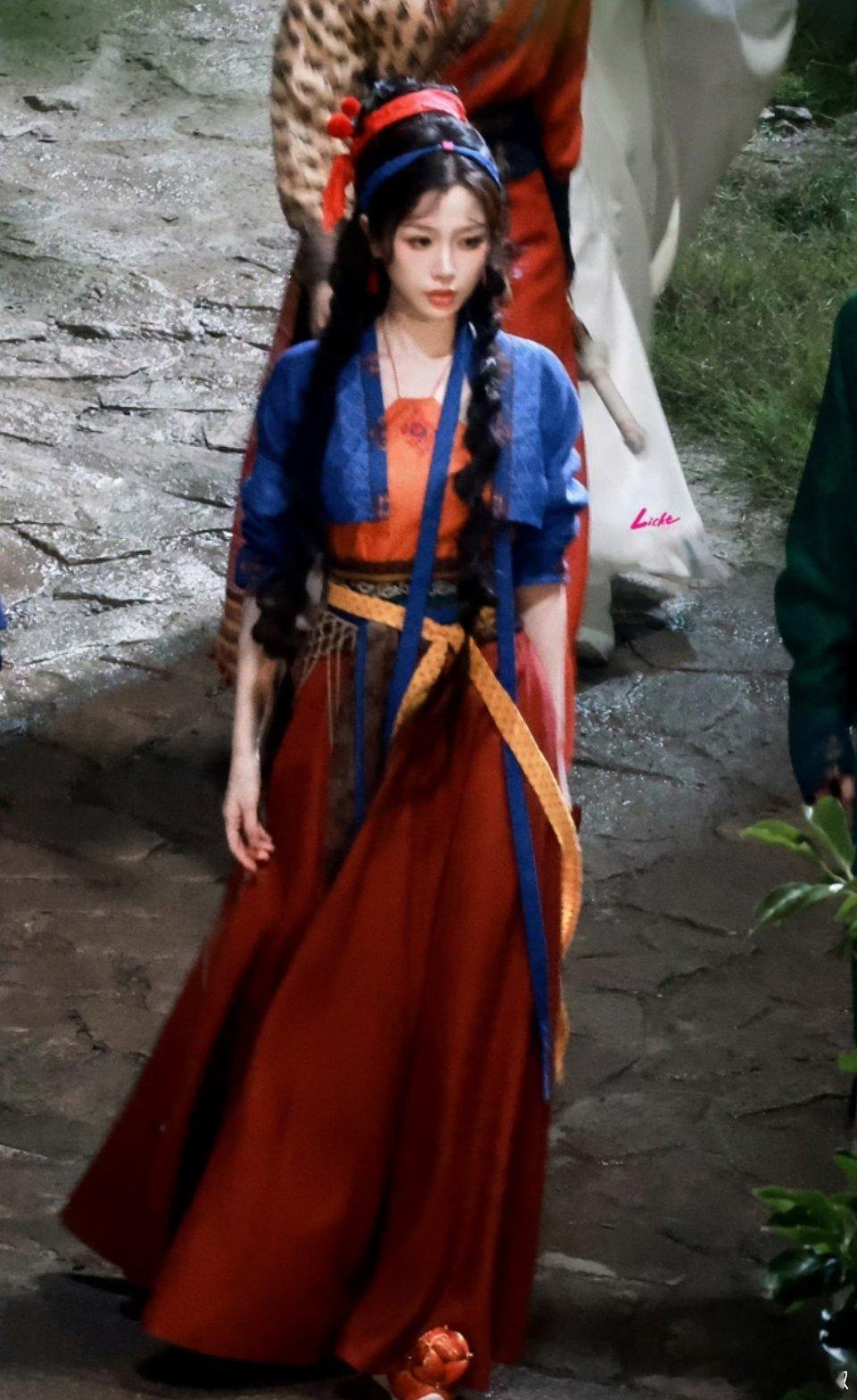 虞书、侯明昊同框新路透，还是情侣装，服道化好评 