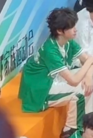杰哥你怎么做到这个姿势的 