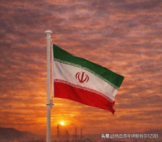 众议员托马斯·马西表示，在美国军事集结之后，他将迫使国会就对伊朗开战进行紧急投票