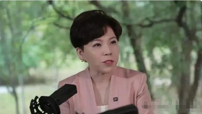 太敢说了！邓亚萍当众戳穿王楚钦输球真相：顶尖选手别拿状态差当借口

国乒的一场失