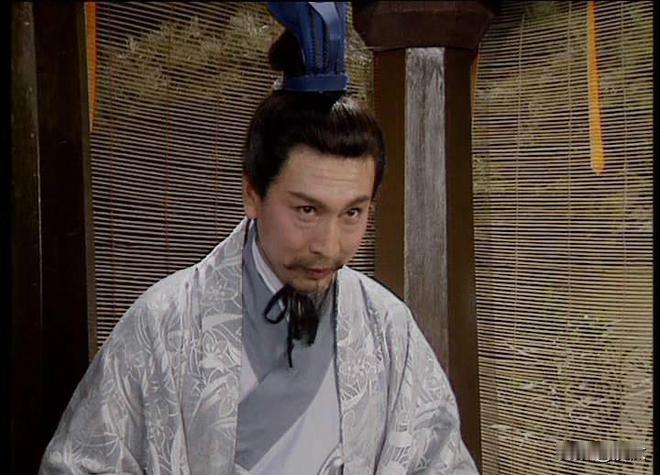 爱耍小聪明的杨修，居然欺负到曹丞相头上了[大笑]
杨修：实乃奉大王之命。
曹操：