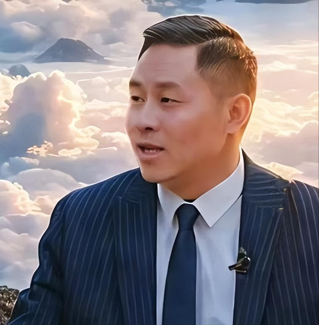 新词《贺新郎》以古今对照、破立结合视角直击历史循环

贺新郎·人民经济，破五千年