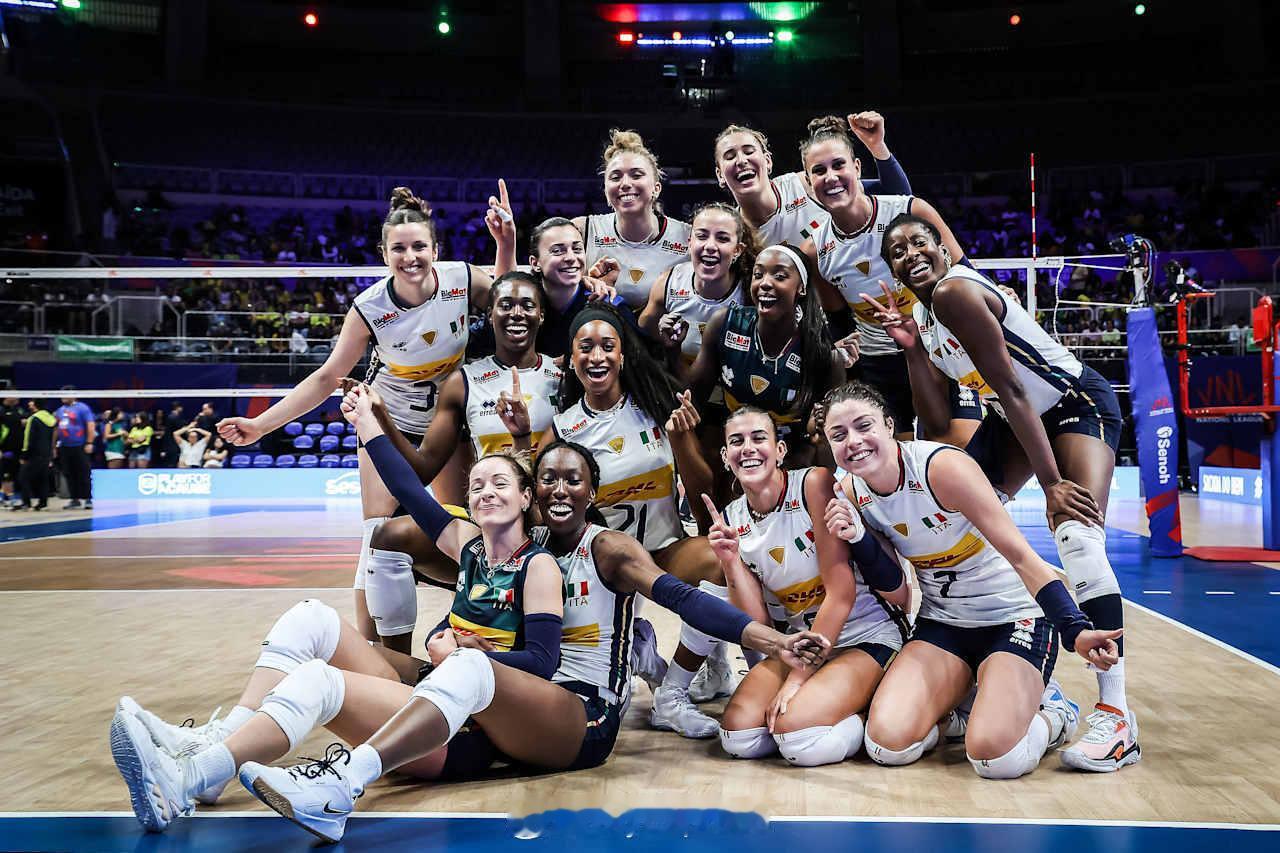 【国家女排联赛意大利3-0完胜美国】2025世界女排联赛 国家排球联赛 巴西里约