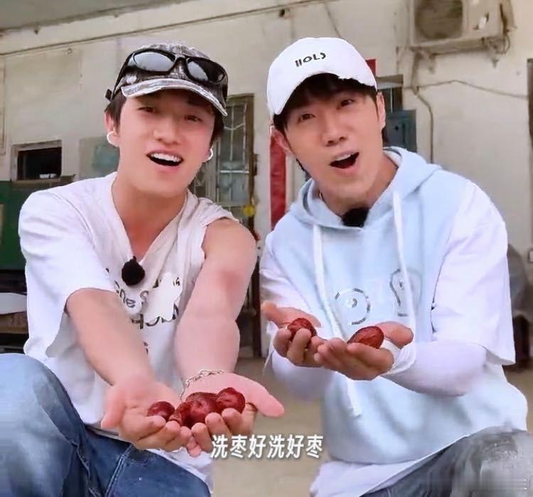 十个勤天下枣了 合理怀疑十个勤天私下没少研究谐音梗，跟前辈聊天都能自然抛出枣梗，