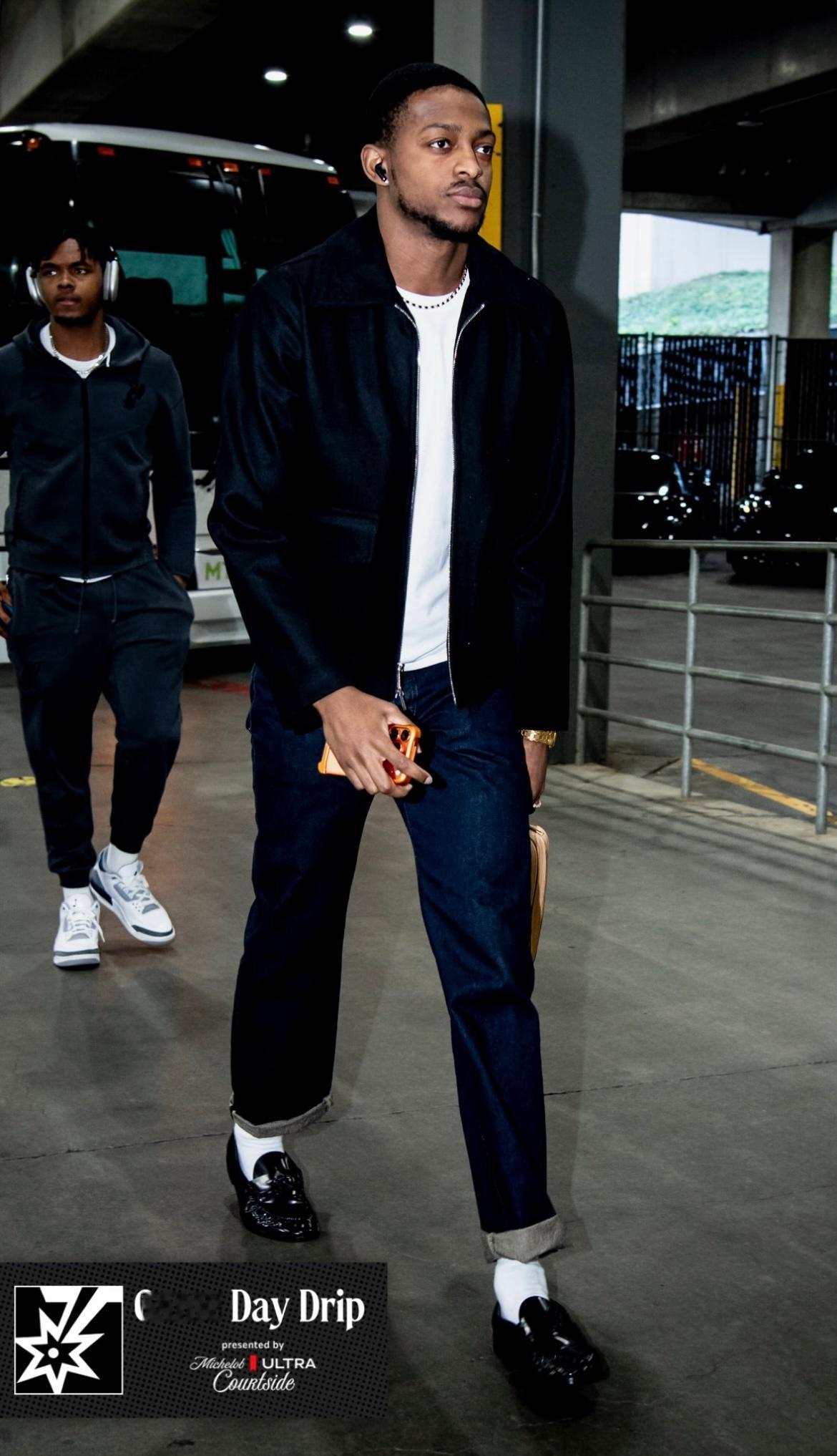 上班！今天我们在客场挑战开拓者！超话创作官 ｜nba季后赛 ｜马刺vs开拓者