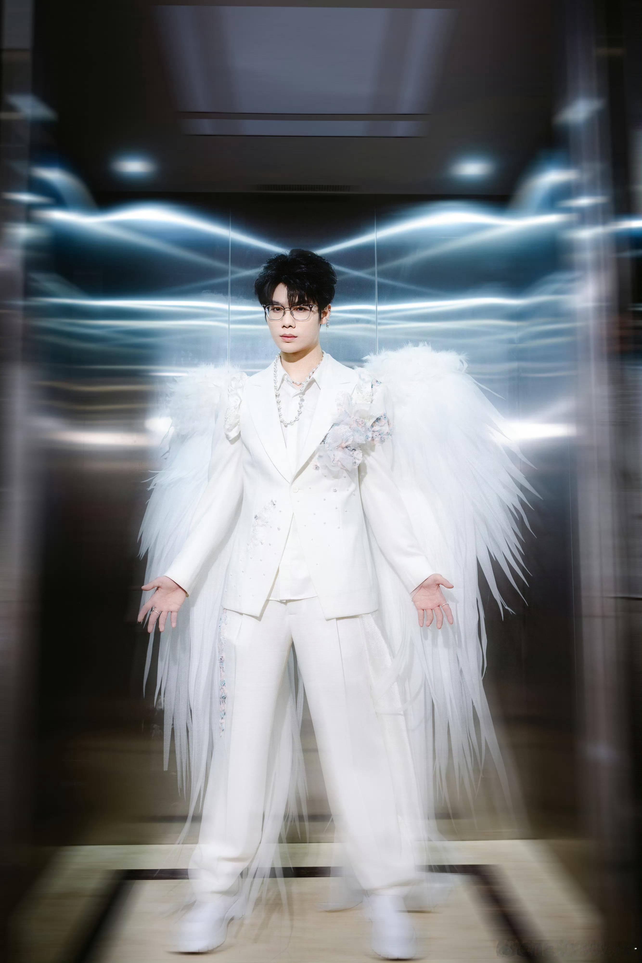 2025和平精英全明星电竞周 鸽这个造型太得劲儿了！2025pel