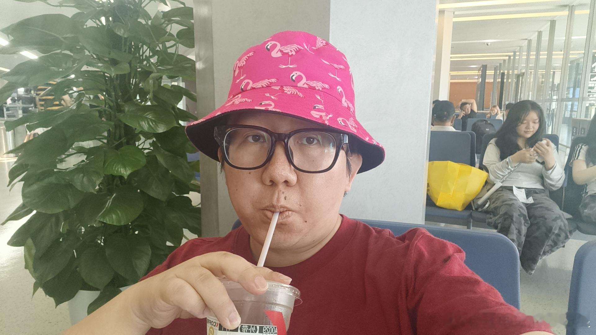 大v聊车我和汽车的日常 根据星fans最新消息今年别拉踩车企今年别被车企起诉今年