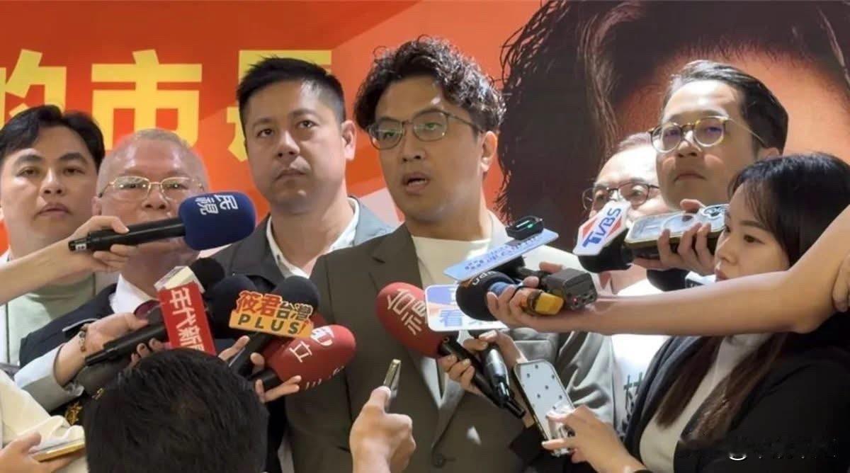 台劳动部门负责人洪申翰本月（21日）前往南京，出席亚太经济合作会议（APEC）会