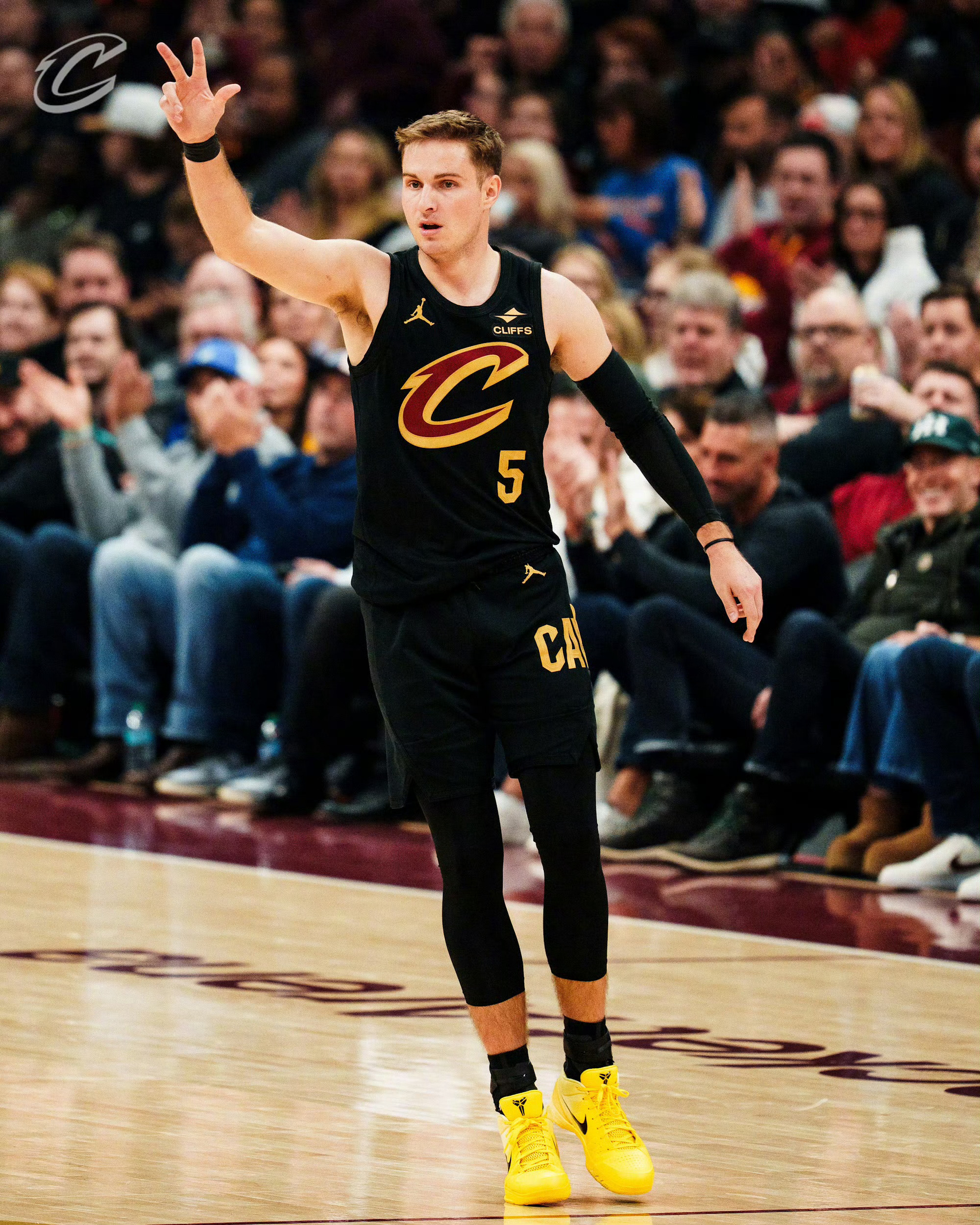 骑士vs奇才骑士哈登骑士主场首秀 骑士自研神射手！梅里尔半场100%命中率砍下2