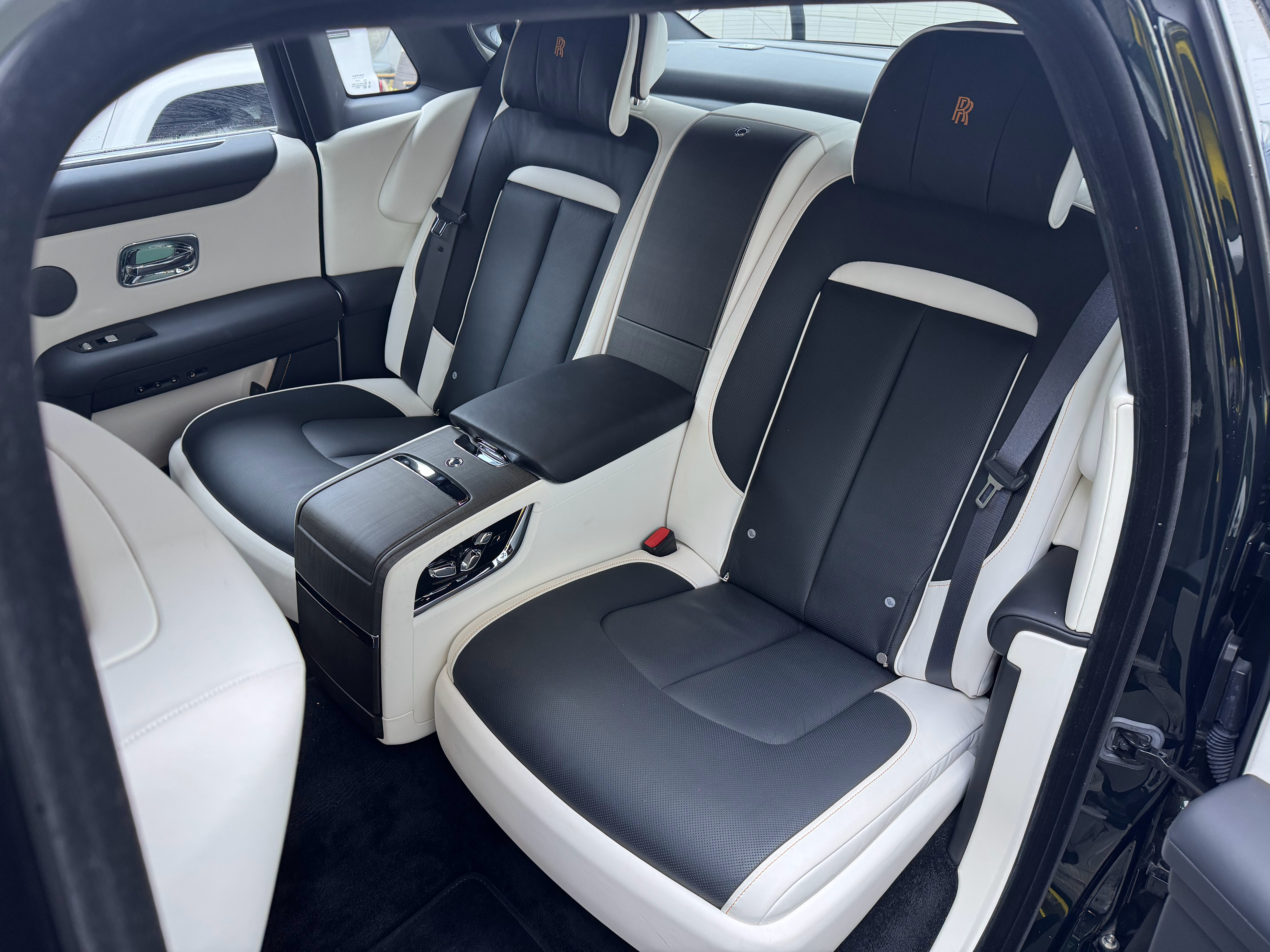 最近没搞到🐎、只能搞点RR了。 