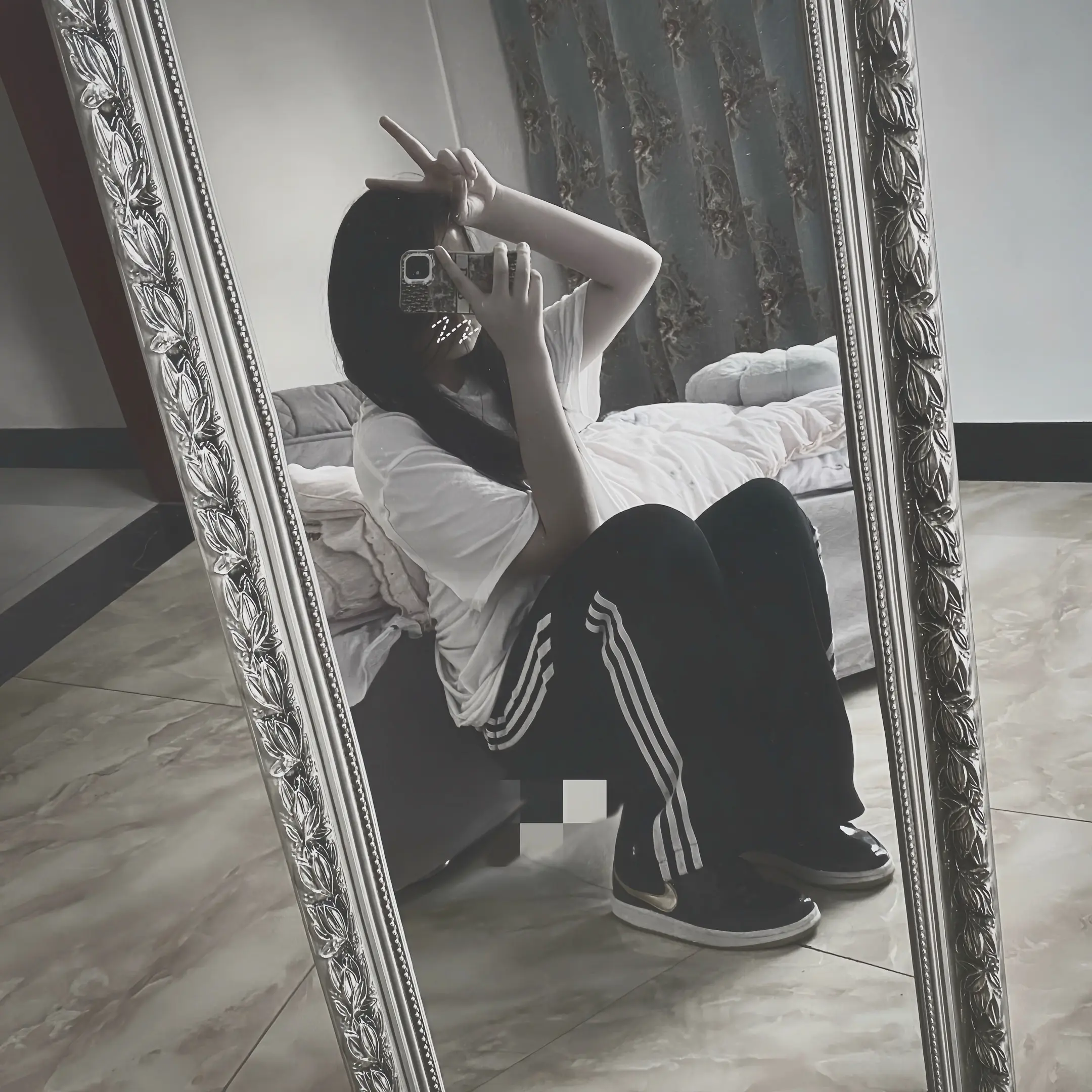 泽泽.