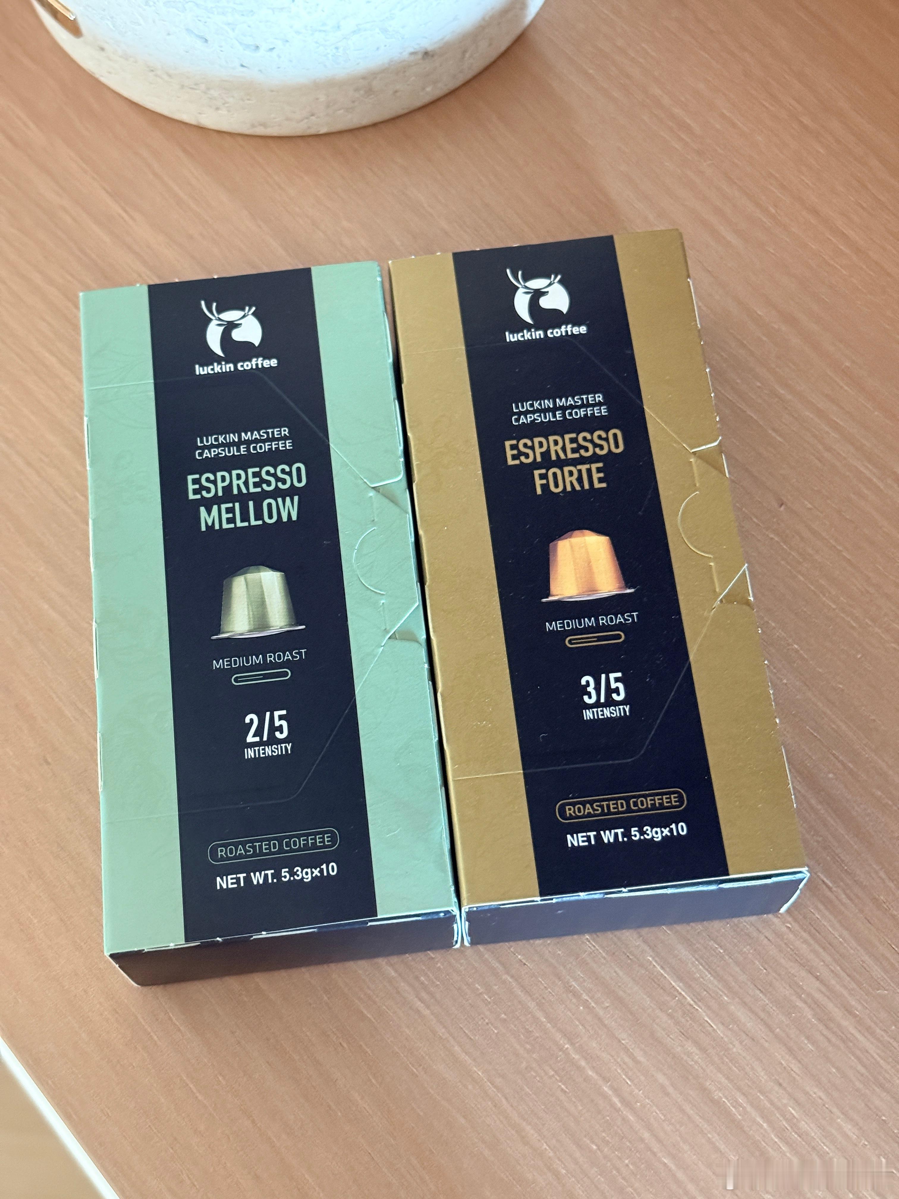 原来瑞幸也有适配nespresso咖啡机的胶囊，同样是一盒10粒，它比nespr