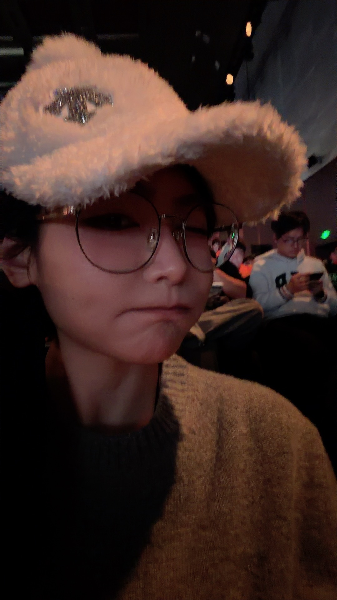 新发型太短……戴个帽子，来看鸿蒙智行尚界Z7、尚界Z7T、问界M6～🚗以及它们