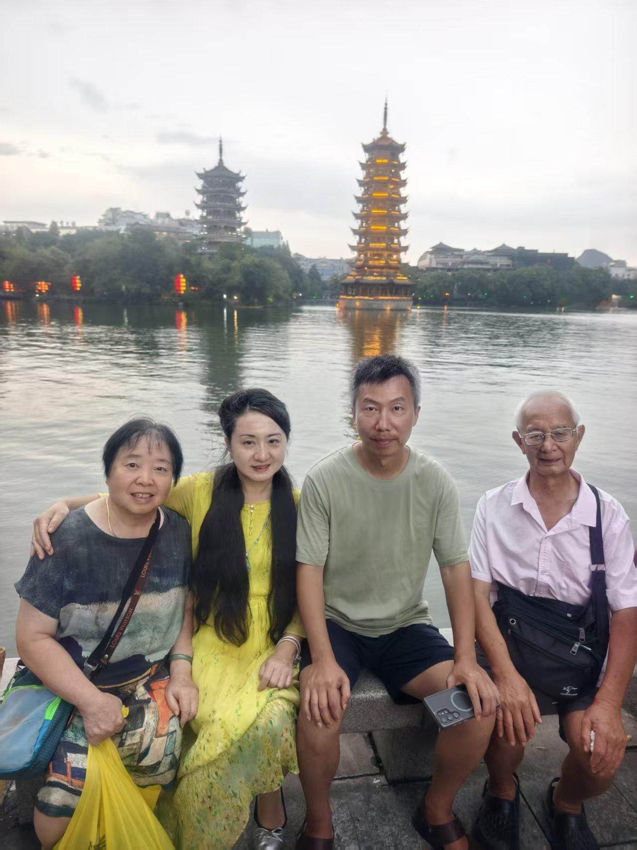 话丑理端      刘晓庆与古柯有没有谈过恋爱     必须拿出有没有发生过性行