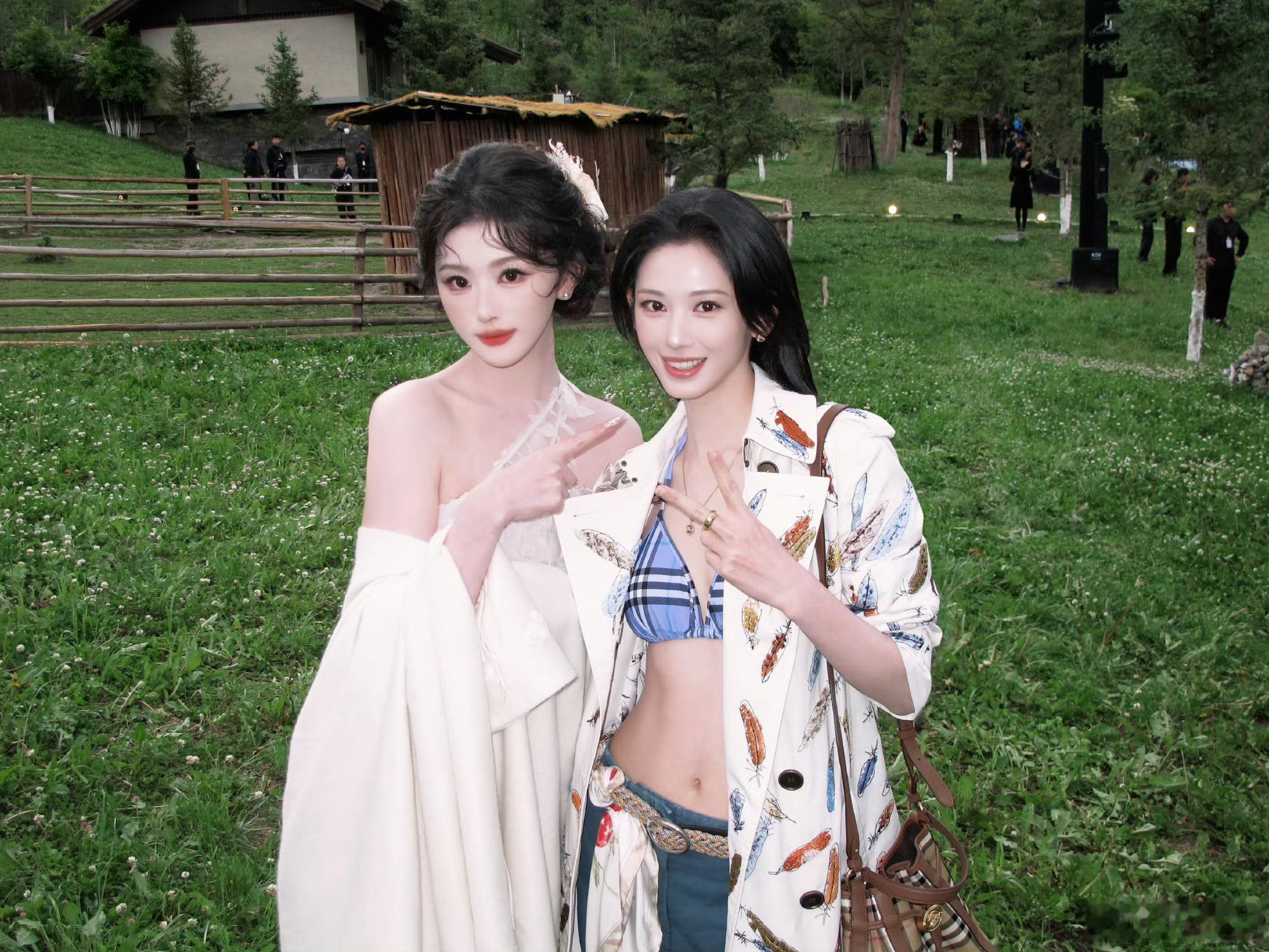 VOGUE晚宴大合影👧🏻 