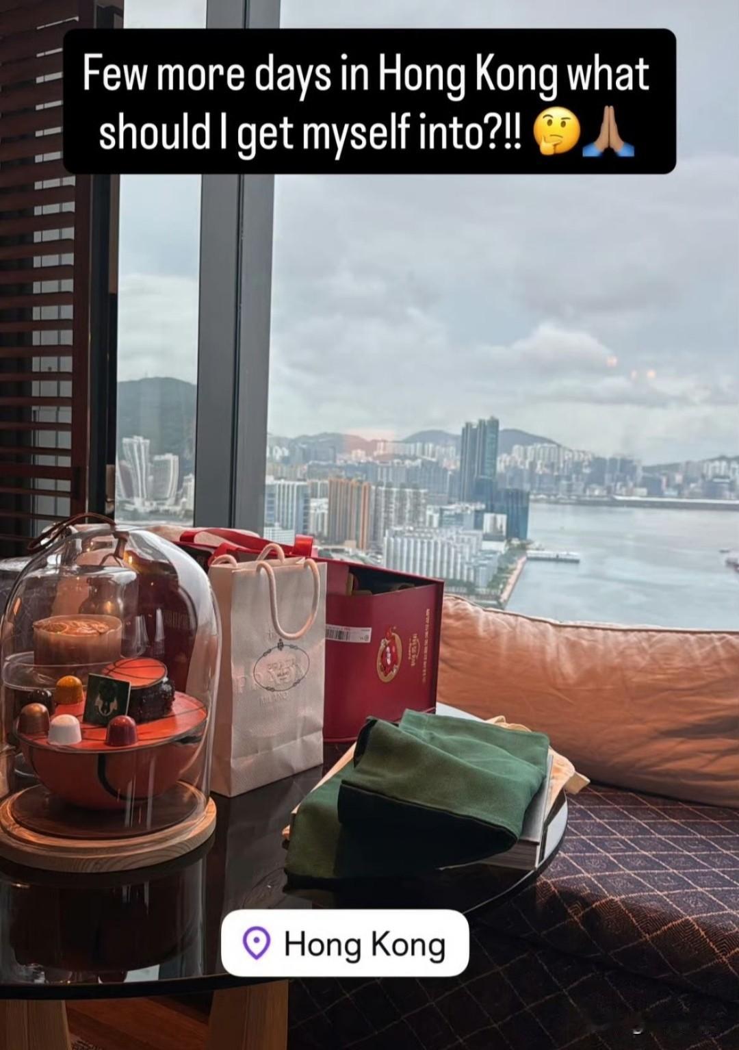 字母哥交易谈妥着急飞回美国是假消息，他本人还在香港问哪里好玩。

昨天传出字母哥