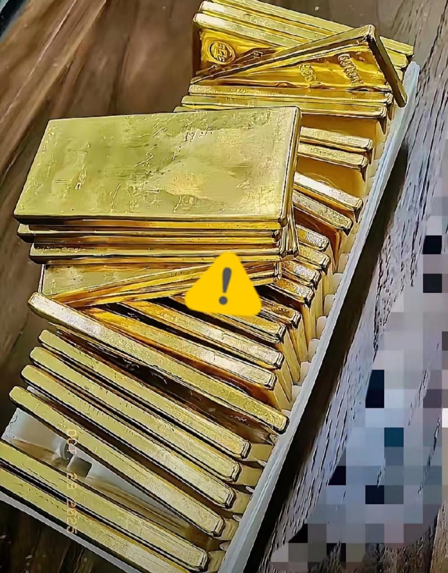 黄金市场这波跌得也太狠了！

10月27号还是929，


28号早上下探919