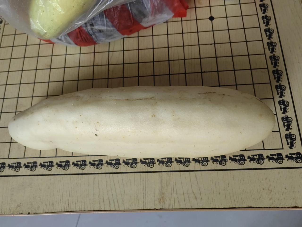 这次来北京太突然了，第一天通知我，第二天就把我拉来了。
本来说好8月2号来接我，