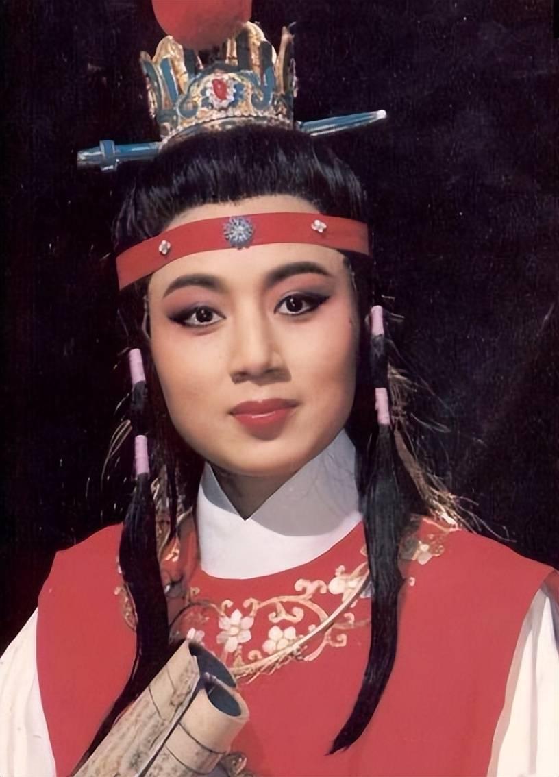 黄梅戏这个名字，是怎么来的？在1949年之前，这个剧种在安徽通常被称为“黄梅调”