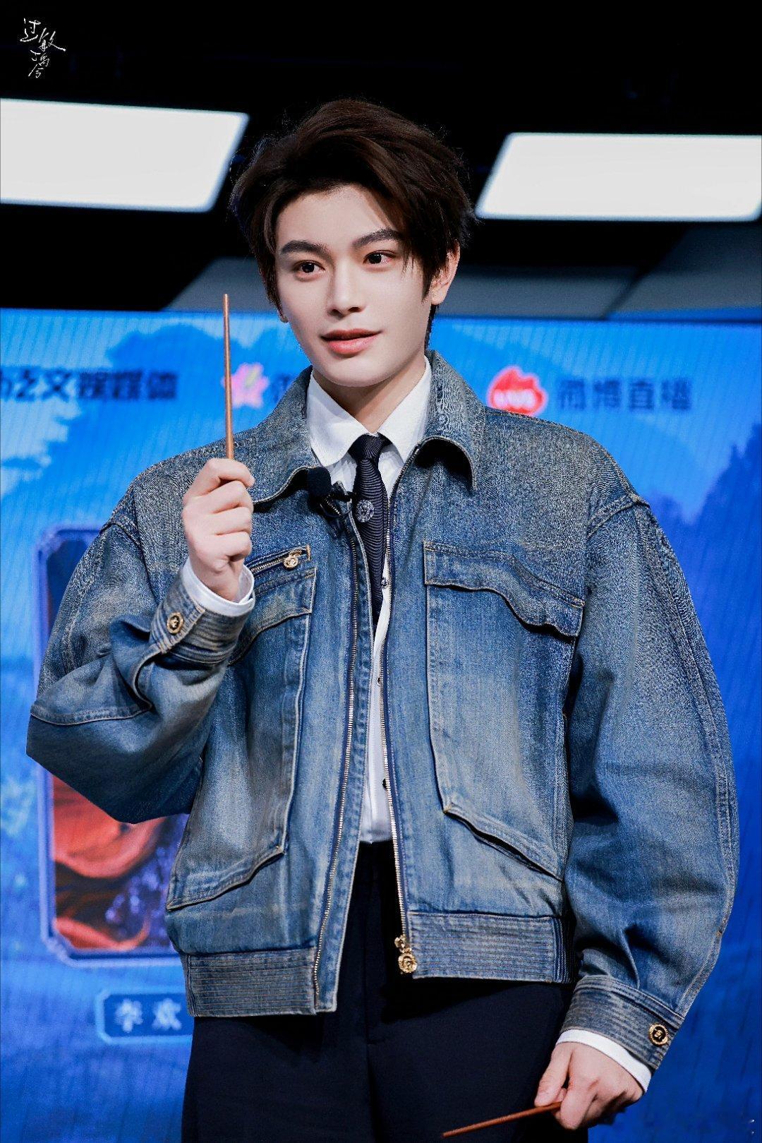 三元品牌代言人丁禹兮 dyx丁禹兮卫韫 三元品质有目共睹✅，正如不懈努力都被看见