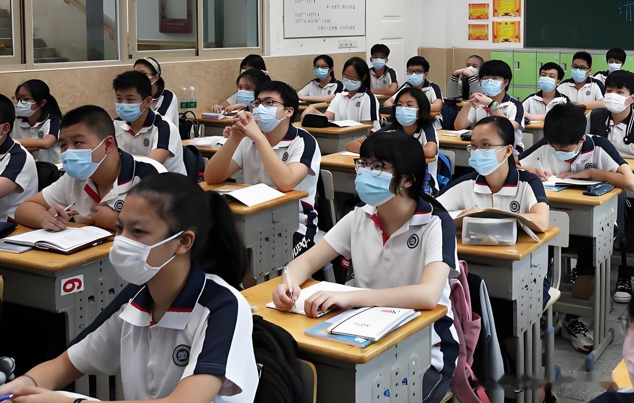 高中数学学习,怎样去刷题才有效?刷上万道题依旧不及格？高中数学无效刷题，正在拖垮