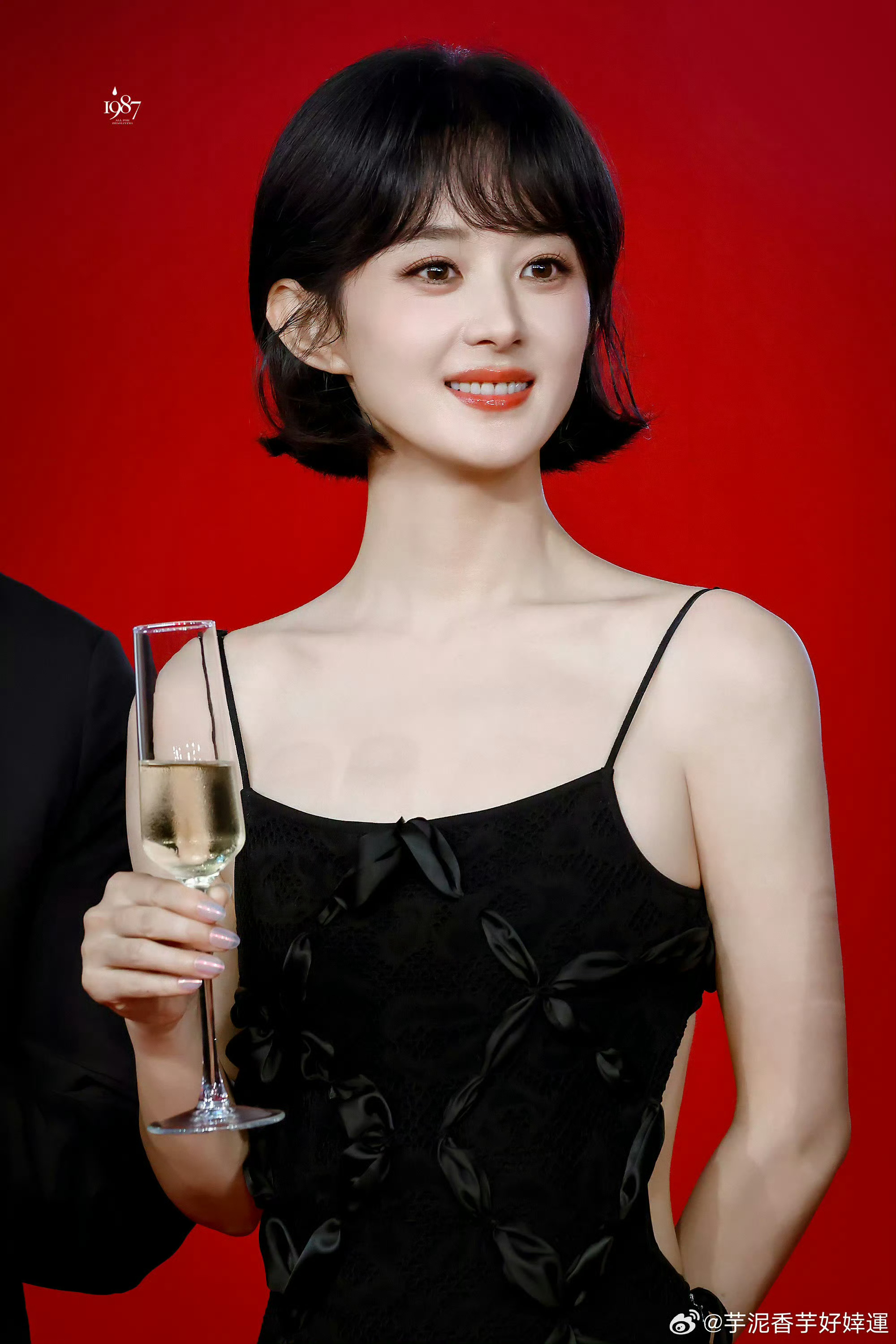 赵丽颖造型师审美不要动脸，你看赵丽颖，原生态多美，美一大跳，这么好的状态进个组吧