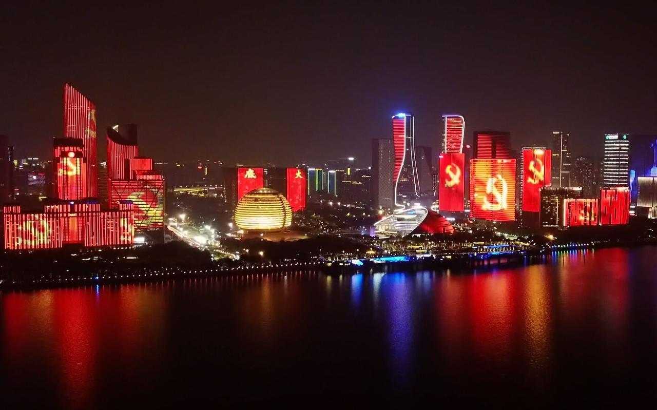 人口大迁移已成定局，迁移到不是北上广深，而是哪四座城市？

综合2024–202