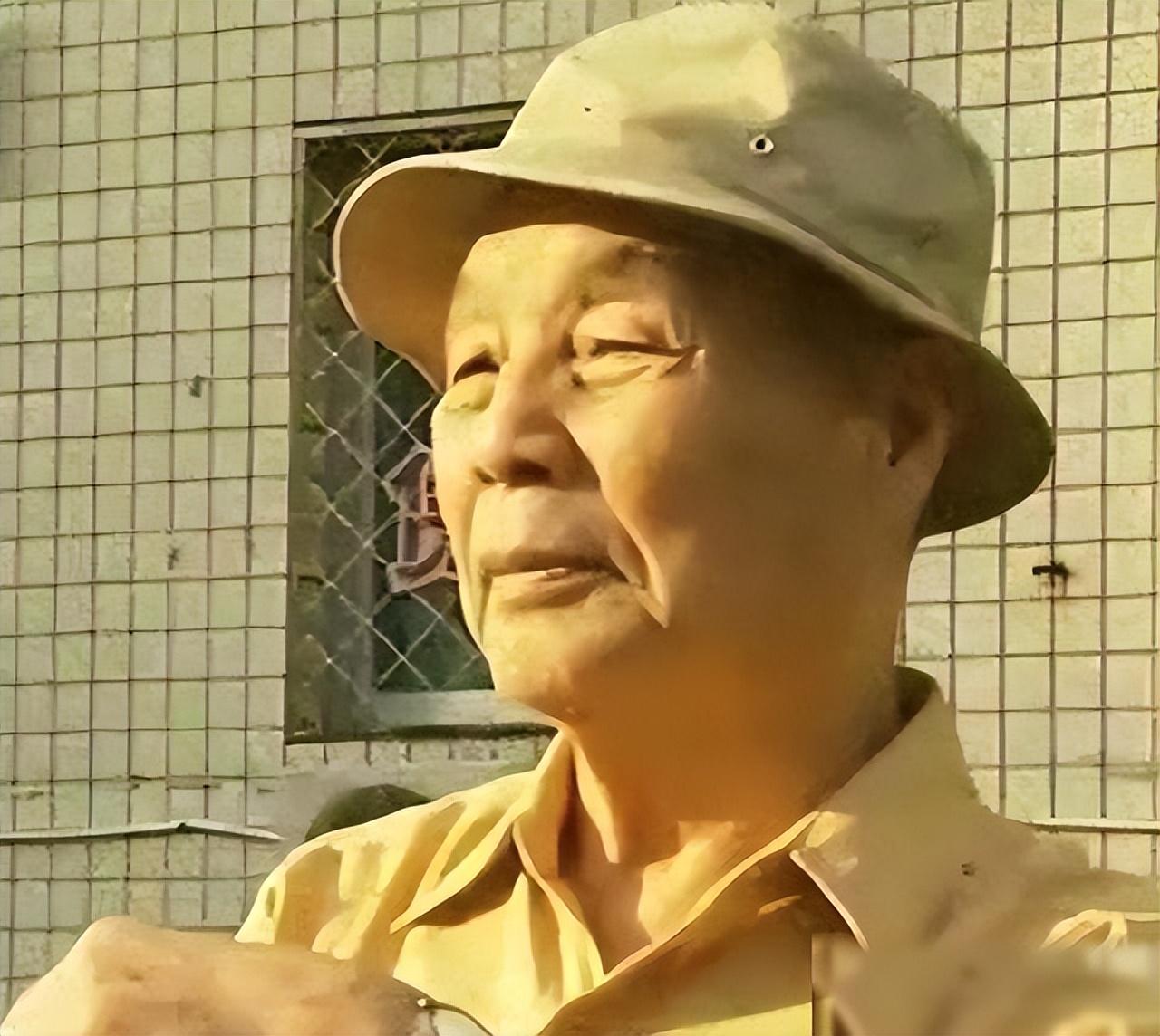 刘青石（1923-2009）
原名刘英昌，台湾基隆人，中共台湾地下党最后被捕、潜