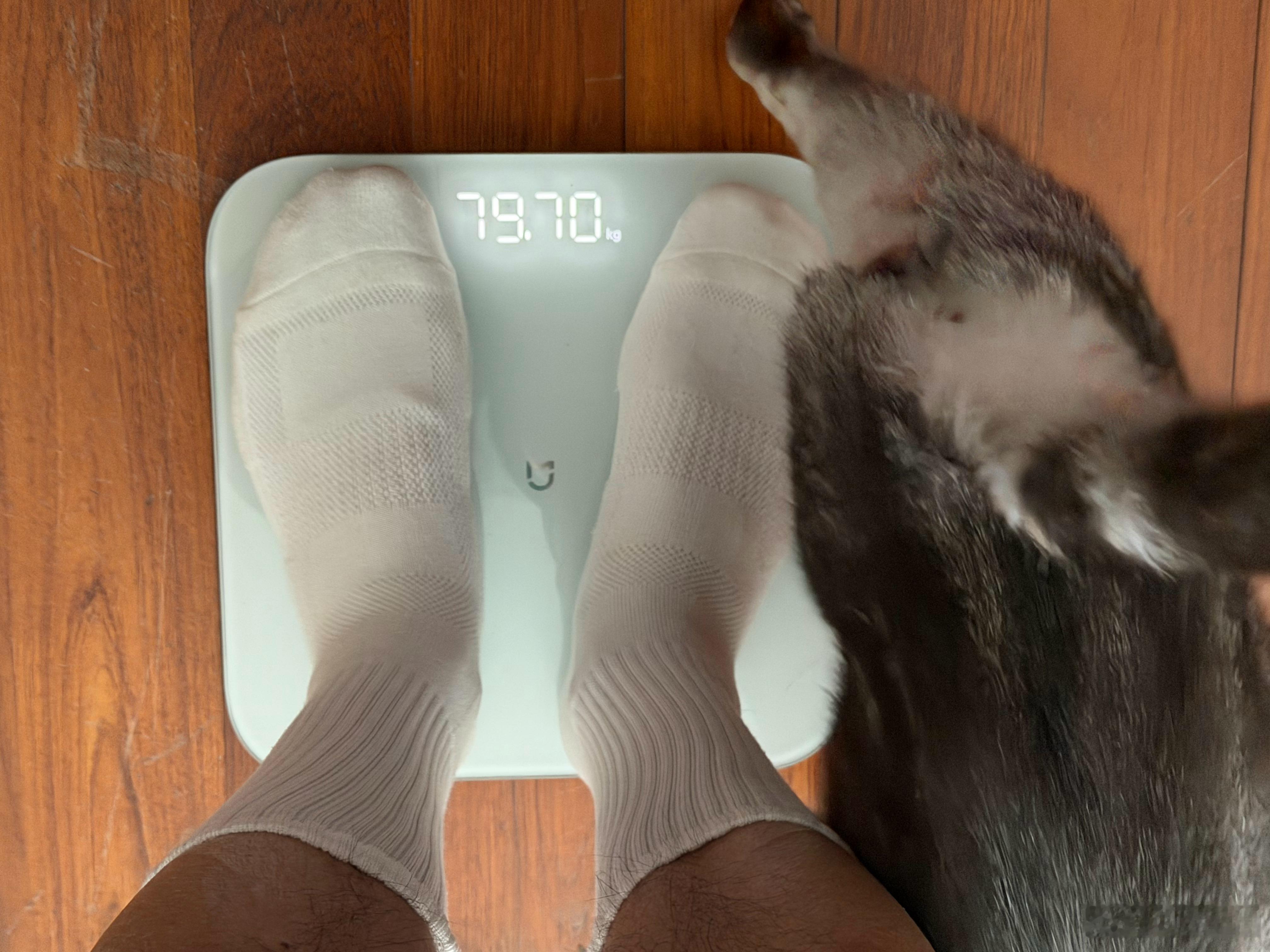 终于告别 80 后，见到久违的 70 后。