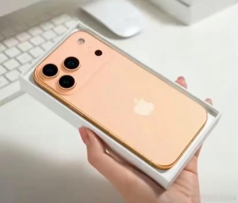 iPhone17Pro橙色机模曝光满分10分打几分[doge] ​​​