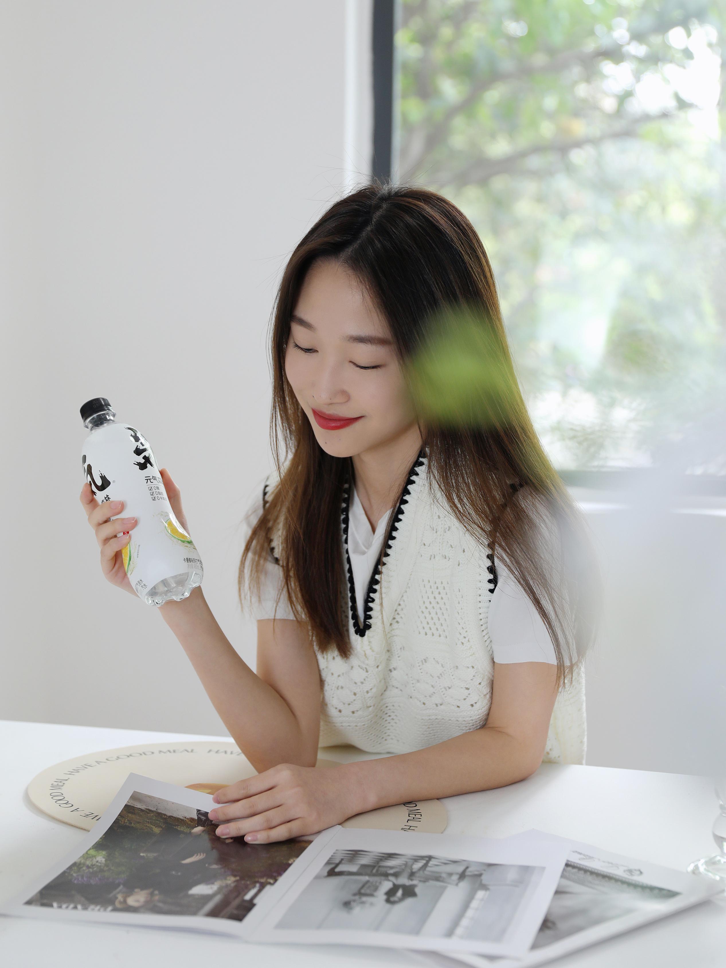把房子慢慢变成家的模样，把生活调成自己喜欢的频道，每一段时光都藏着不可复制的美好