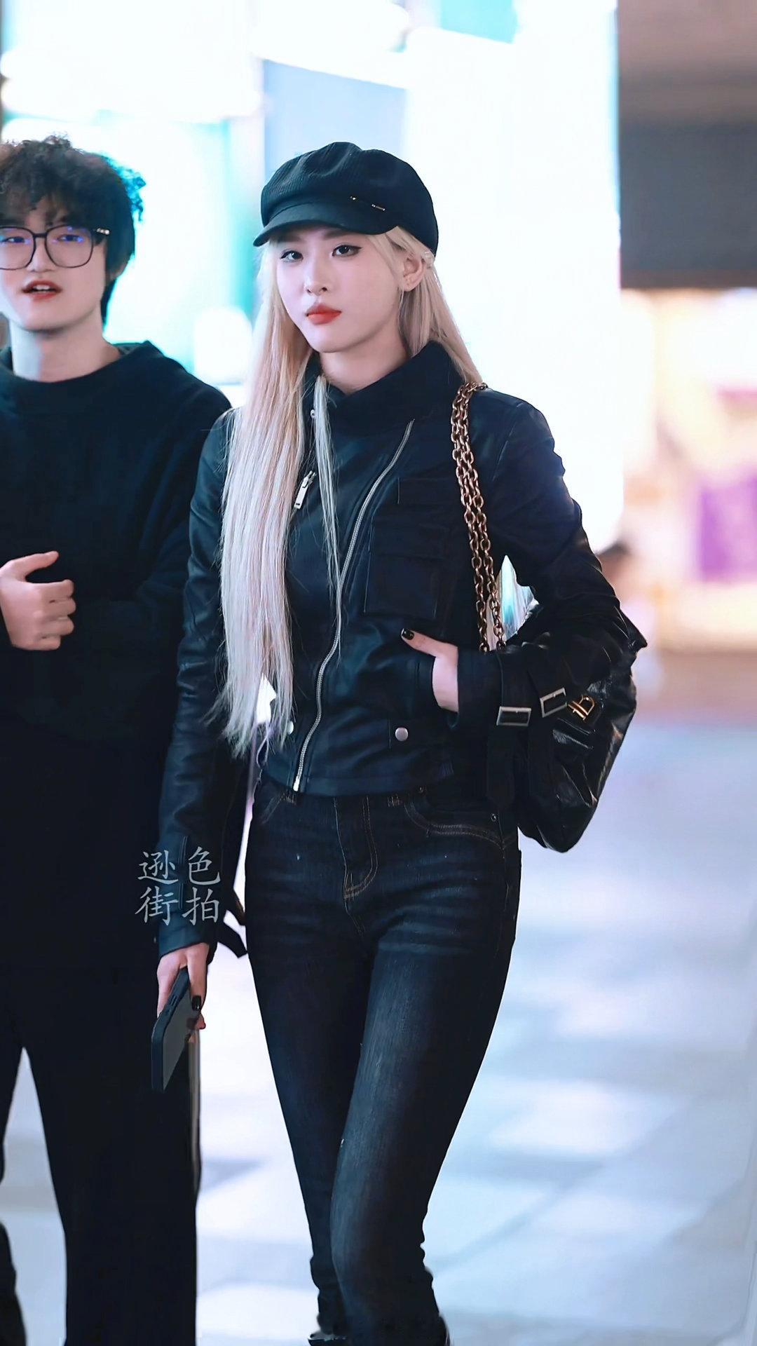 【成都街拍】你喜欢哪个小姐姐？丨摄影拍照每日穿搭