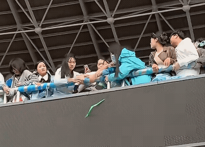 丁禹兮线下胶带被撕一沫真挚的情话丁禹兮线下胶带被撕！一沫真挚的情话