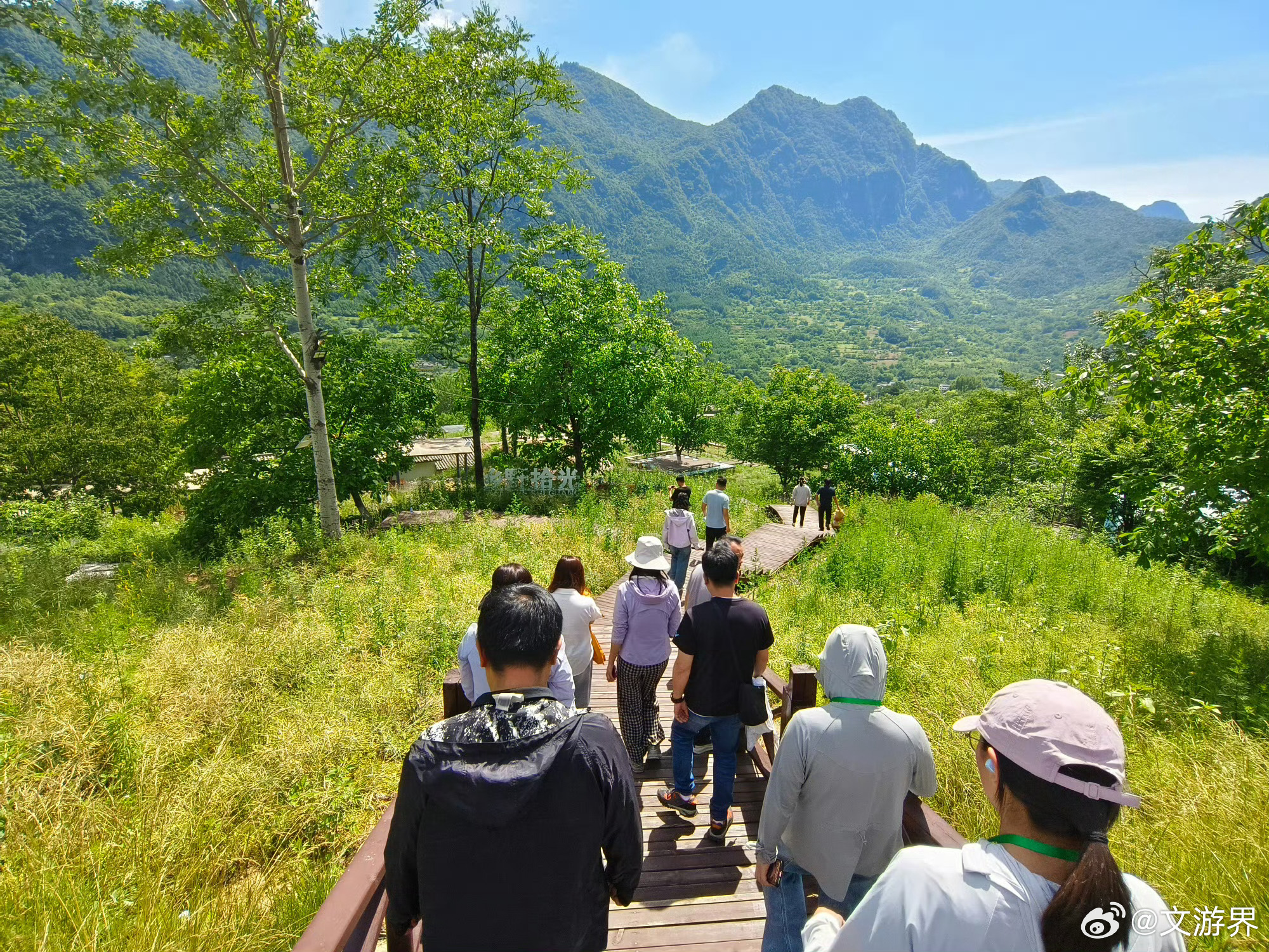 甘肃两当县庭院焕新记【微圈舍：循环农业的庭院实践】 云屏的“六微”中，微圈舍并非