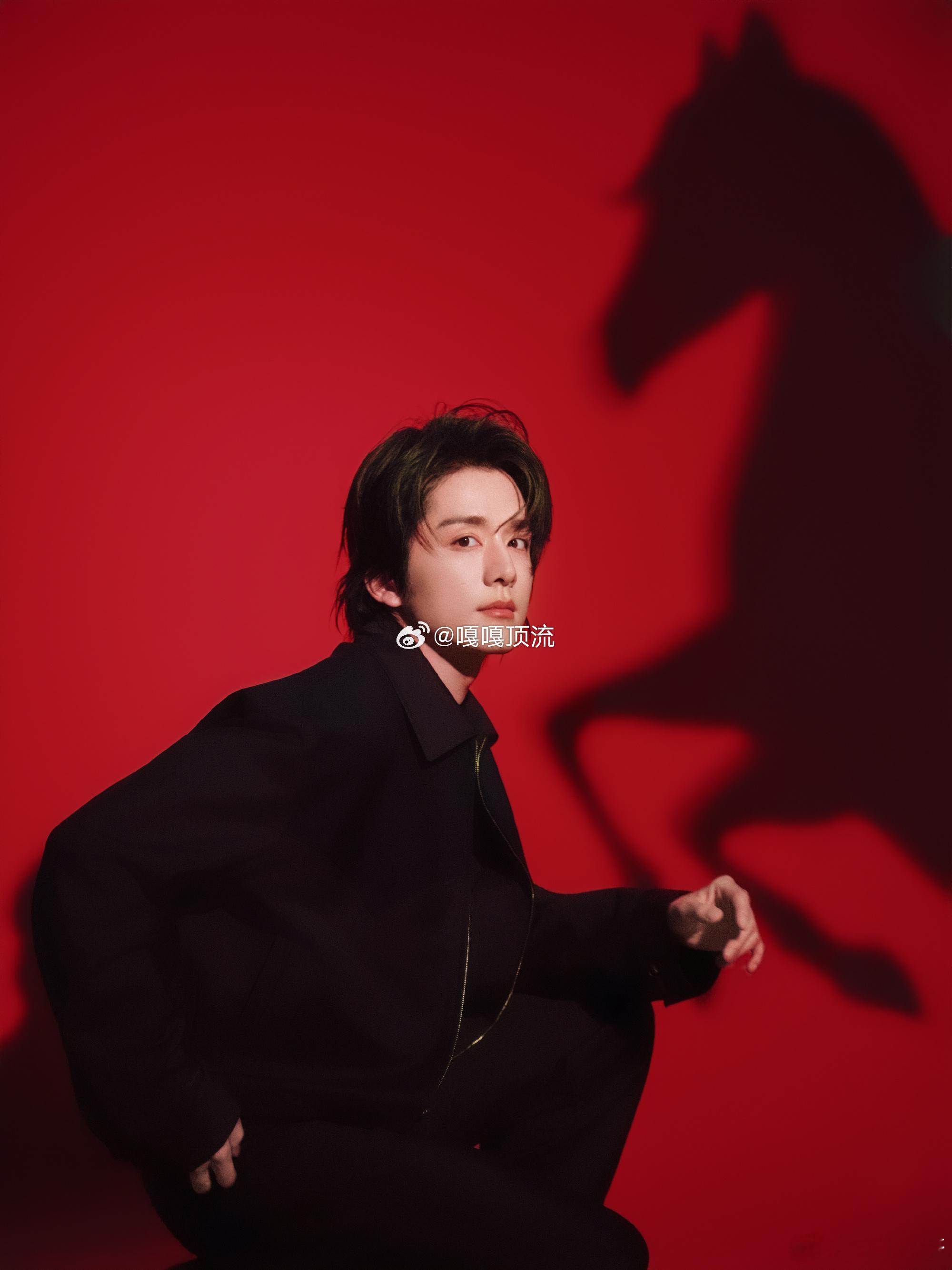 张新成我有点不认识你了 这一组出发图似一阵清风，吹散了我对他旧有的认知迷雾。那满