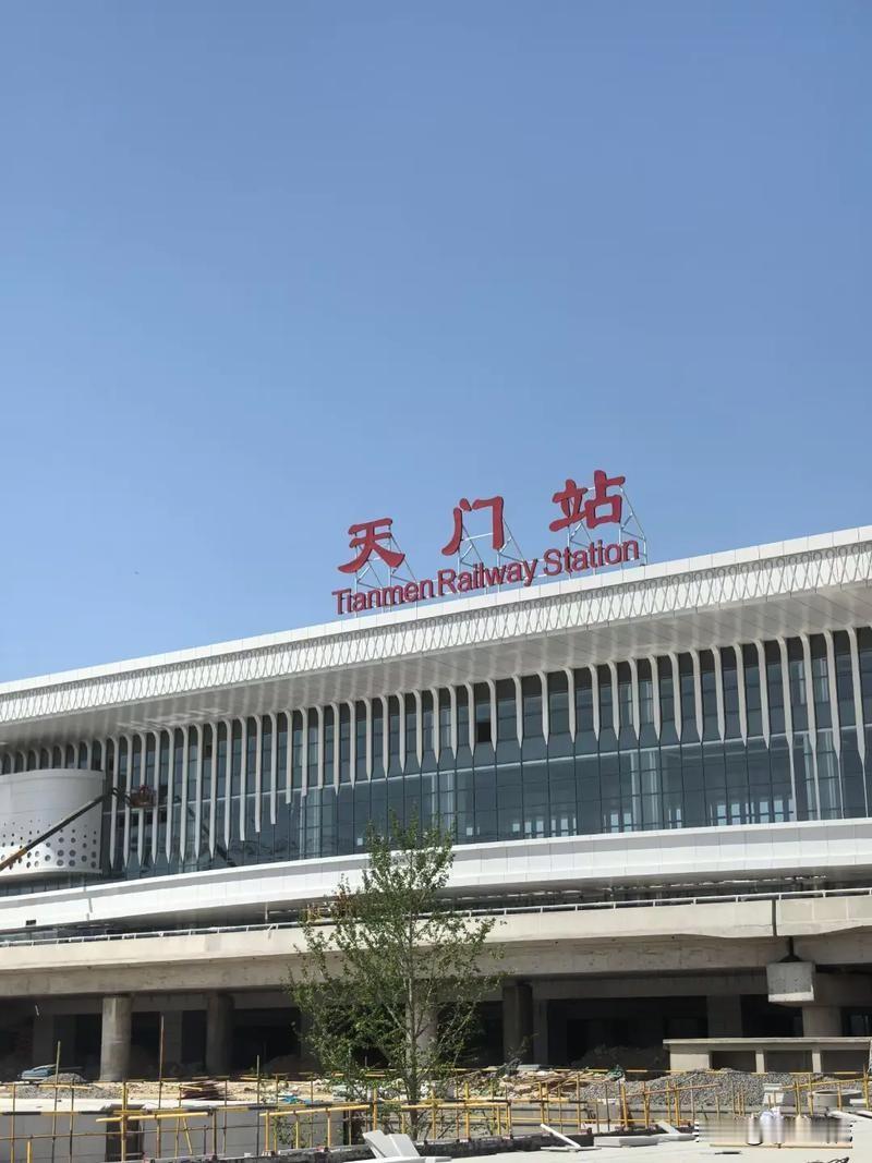 四张名片文化点“靓”天门站 一眼看懂城市底蕴!
天门站的文化底蕴，核心在于当地精
