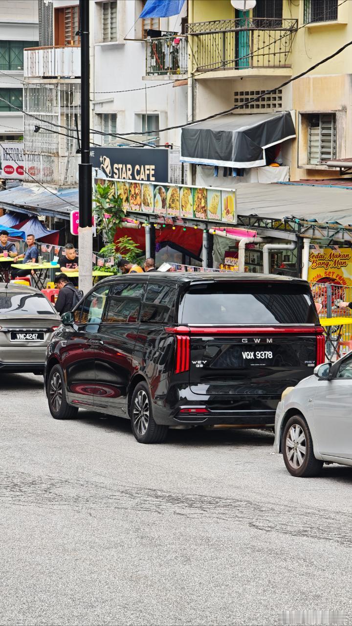 冷知识，马来西亚当地KD生产的魏牌高山（GWM WEY G9）是马来西亚豪华MP