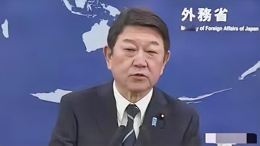 日本外相茂木敏充这嚣张劲儿真是让人无语。高市早苗的狂言，完全是对历史的不尊重和对