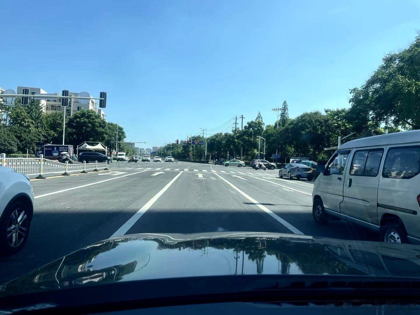应该不违法吧…就是道德上过不去…[允悲] ​​​