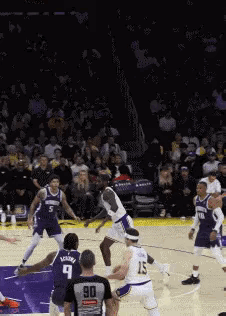 NBA詹姆斯尽力了！明明起跳、加速都还在，就是差了那一点点高度和爆发力。图1:詹