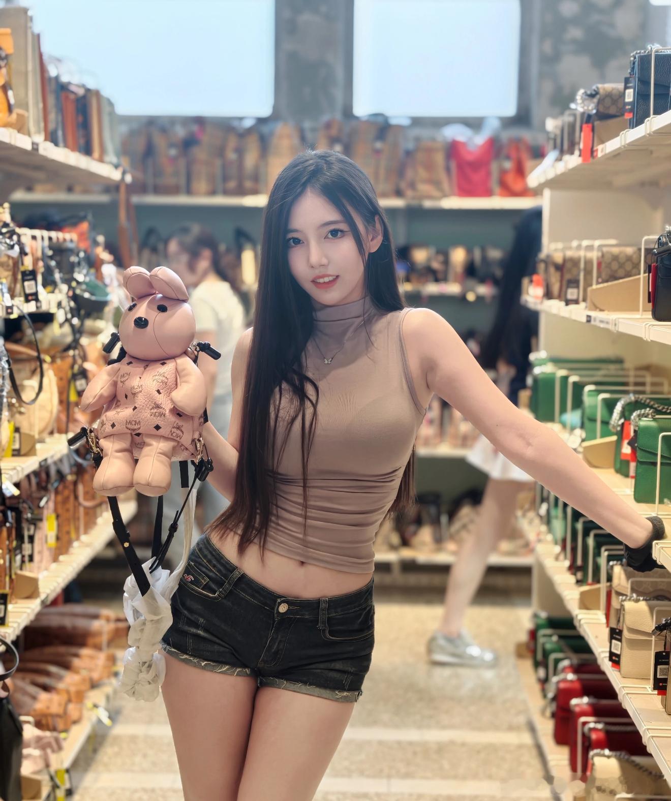 每天早起打卡  正经又好看的小伙伴们早鸭 