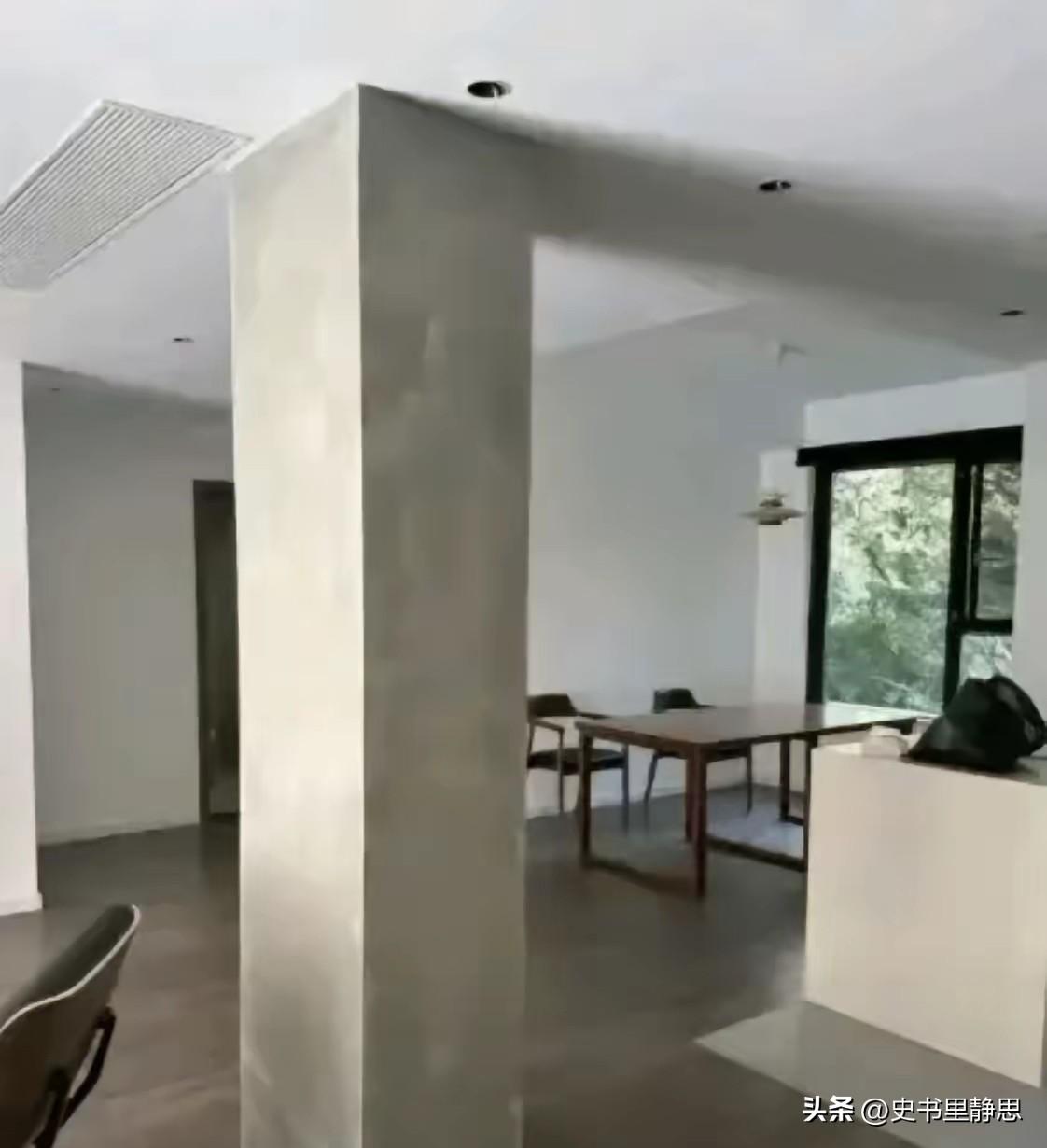 图便宜省了15万，买下一套客厅中间有柱子的房子，住进去之后才发现这根柱子根本处理